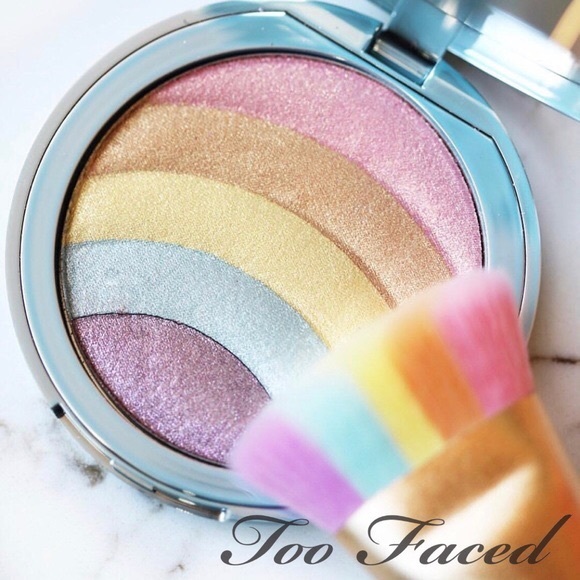 Too Faced Rainbow Strobe Highlighter - Picture 5 of 7
